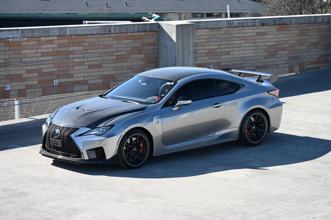 2020 Lexus RC F - Image 2 of 31