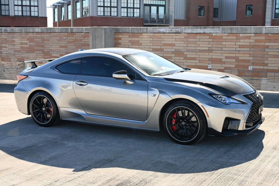 2020 Lexus RC F - Image 11 of 31