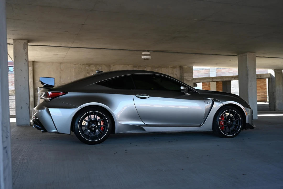 2020 Lexus RC F - Image 30 of 31