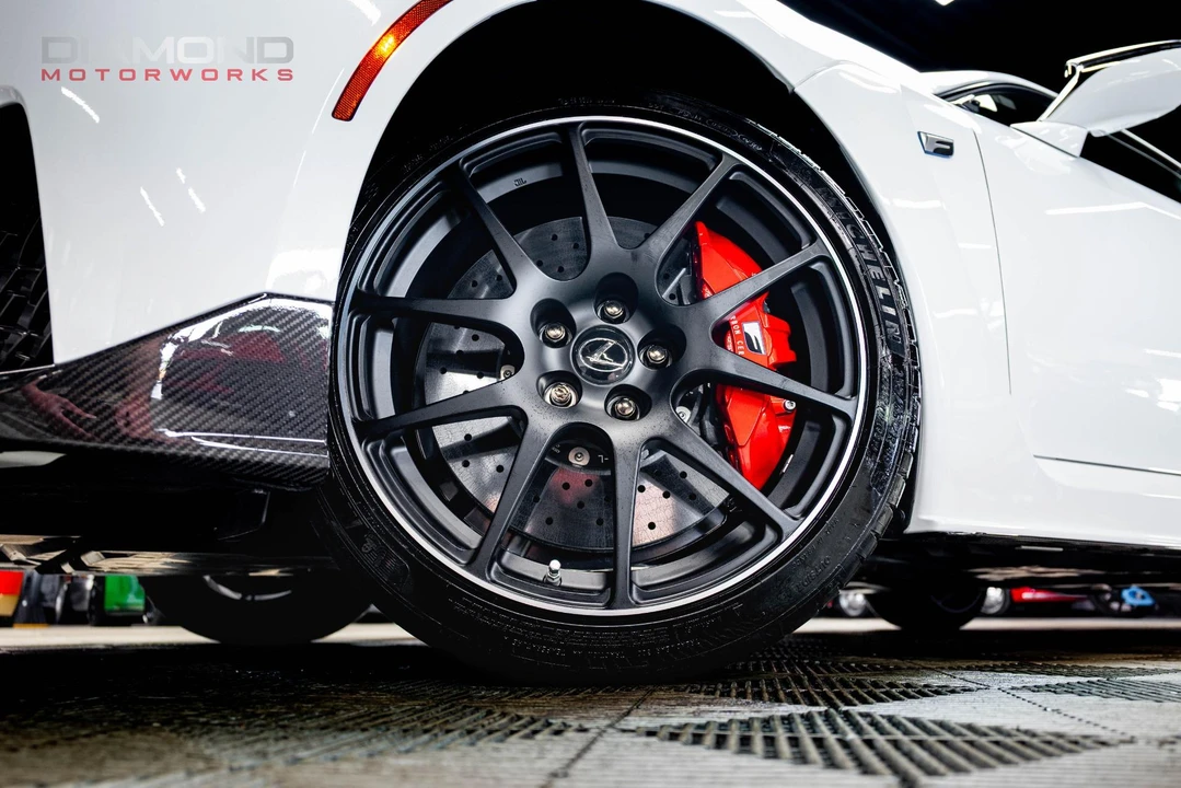 2020 Lexus RC F - Image 4 of 13