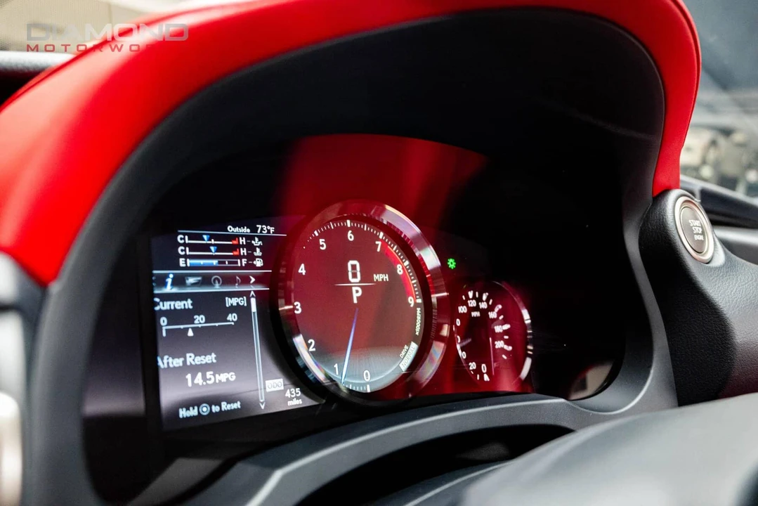 2020 Lexus RC F - Image 9 of 13