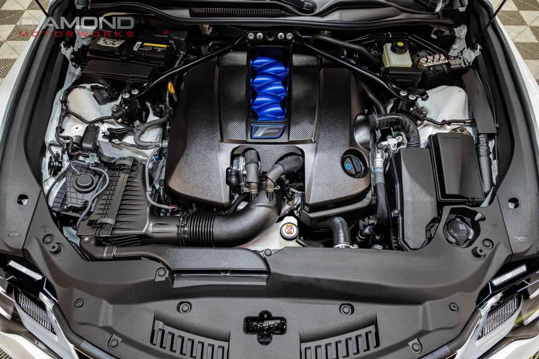 2020 Lexus RC F - Image 12 of 13