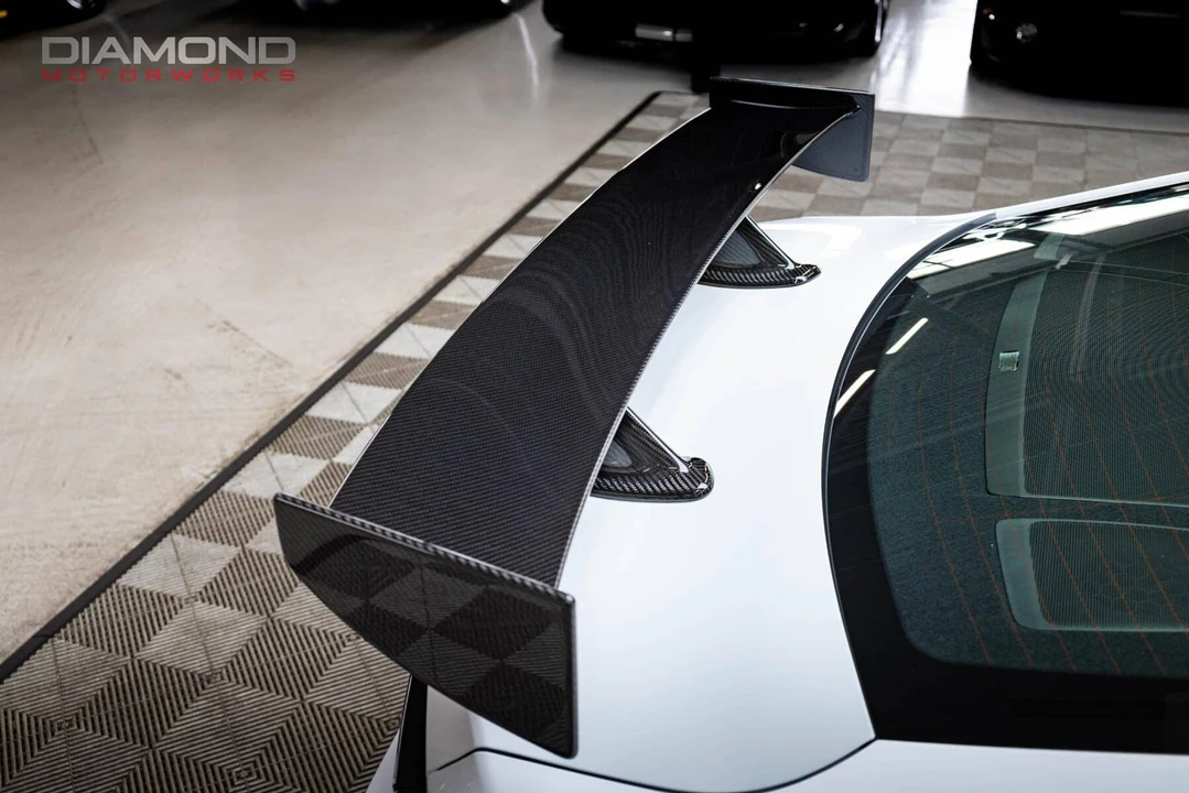 2020 Lexus RC F - Image 6 of 13