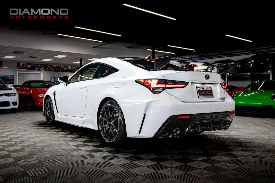 2020 Lexus RC F - Image 2 of 13