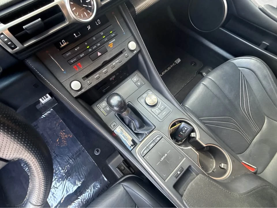 2020 Lexus RC F - Image 13 of 16