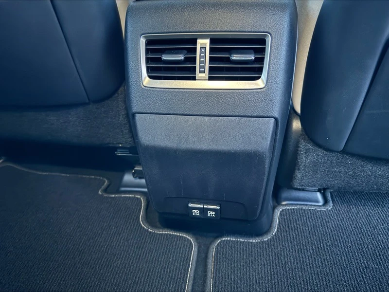 2020 Lexus RC - Image 21 of 21