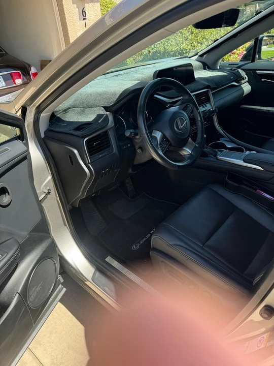 2020 Lexus RX 4th Gen - Image 15 of 16