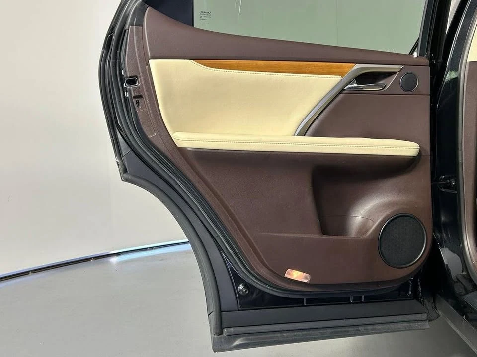 2020 Lexus RX 4th Gen - Image 16 of 20