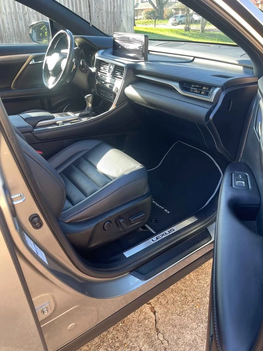 2020 Lexus RX 4th Gen - Image 9 of 19