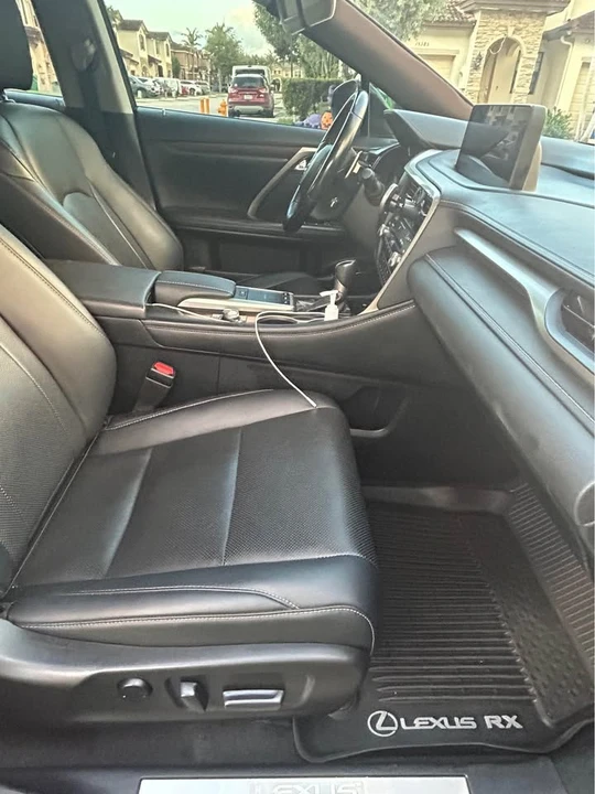 2020 Lexus RX 4th Gen - Image 10 of 15