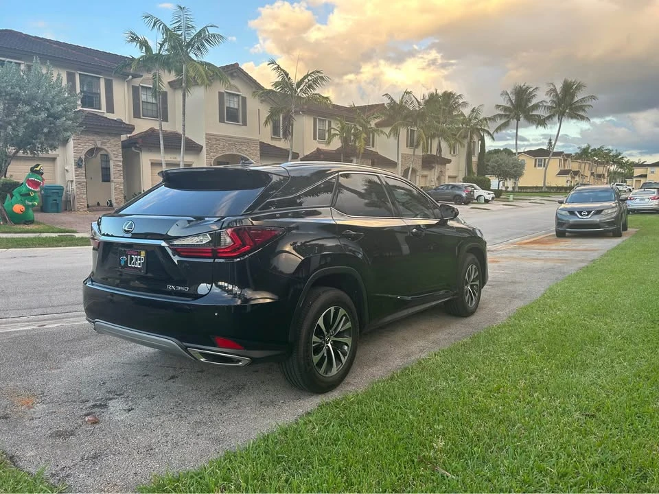 2020 Lexus RX 4th Gen - Image 8 of 15