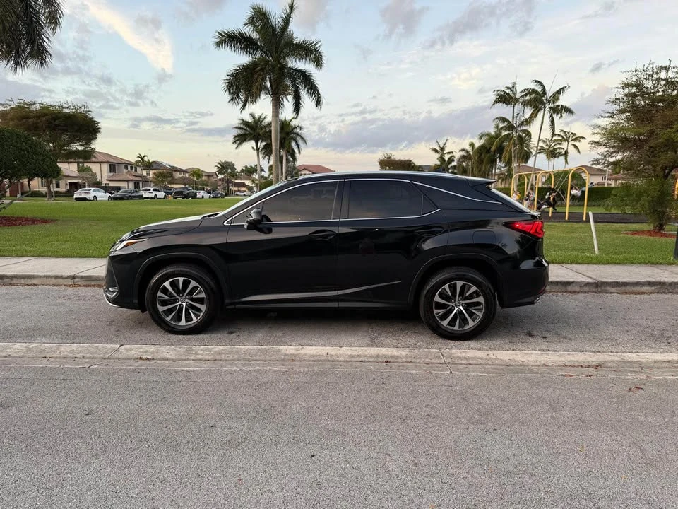 2020 Lexus RX 4th Gen - Image 8 of 14