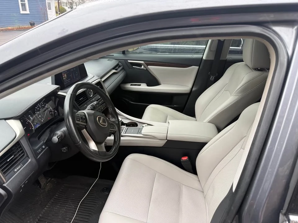 2020 Lexus RX 4th Gen - Image 8 of 11