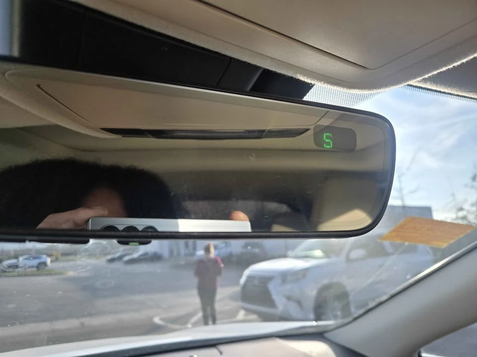 2020 Lexus RX 4th Gen - Image 17 of 19