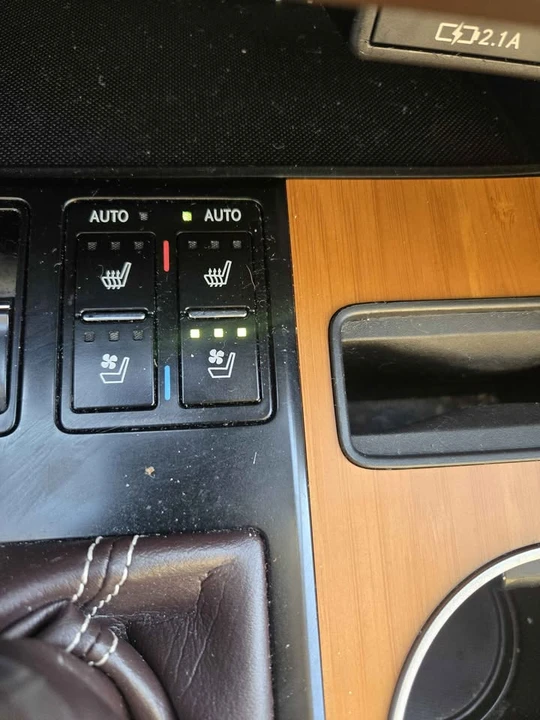 2020 Lexus RX 4th Gen - Image 18 of 19