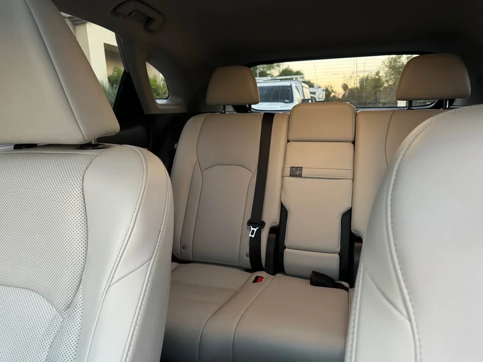 2020 Lexus RX 4th Gen - Image 16 of 20