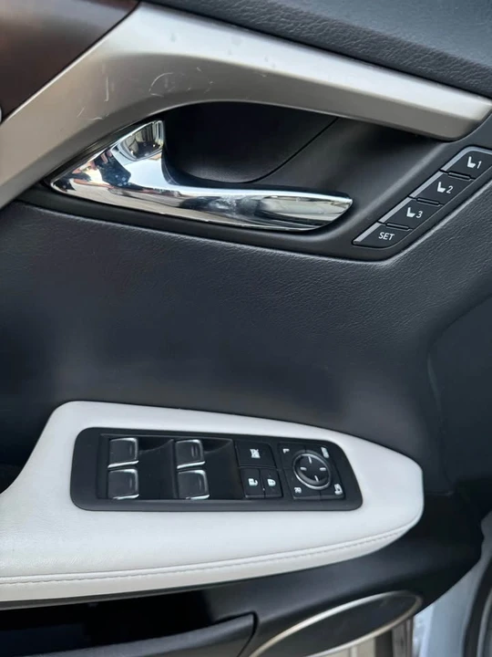 2020 Lexus RX 4th Gen - Image 18 of 20