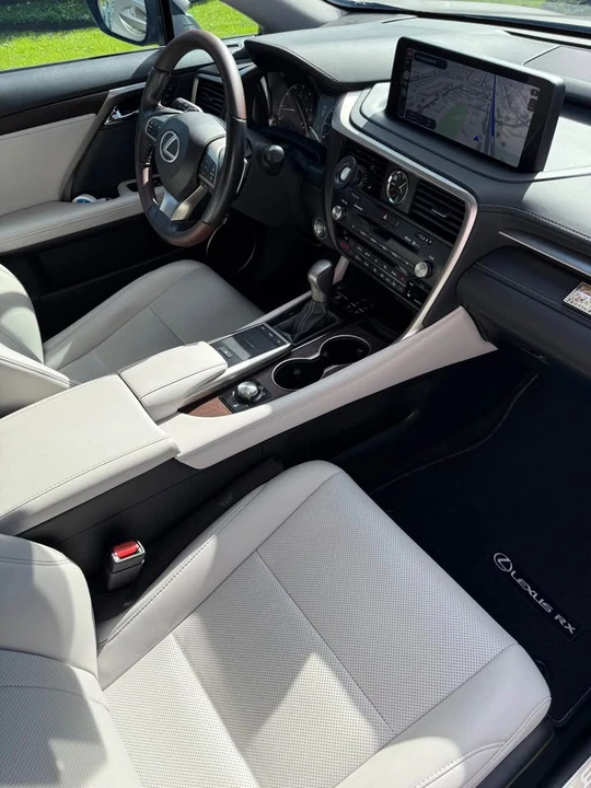 2020 Lexus RX 4th Gen - Image 13 of 18