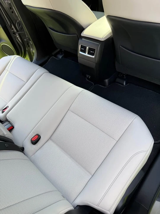 2020 Lexus RX 4th Gen - Image 11 of 18