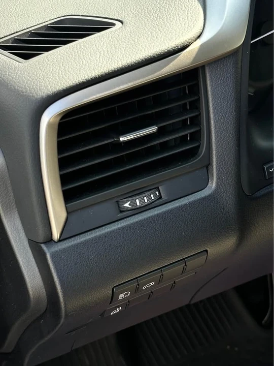2020 Lexus RX 4th Gen - Image 16 of 17