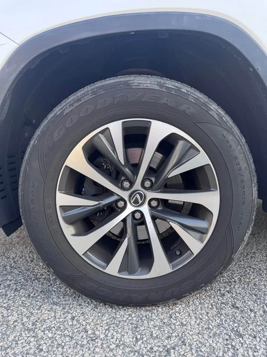 2020 Lexus RX 4th Gen - Image 17 of 20