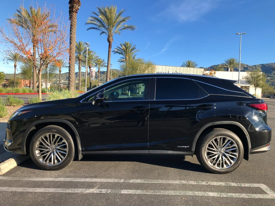 2020 Lexus RX 4th Gen - Image 2 of 21
