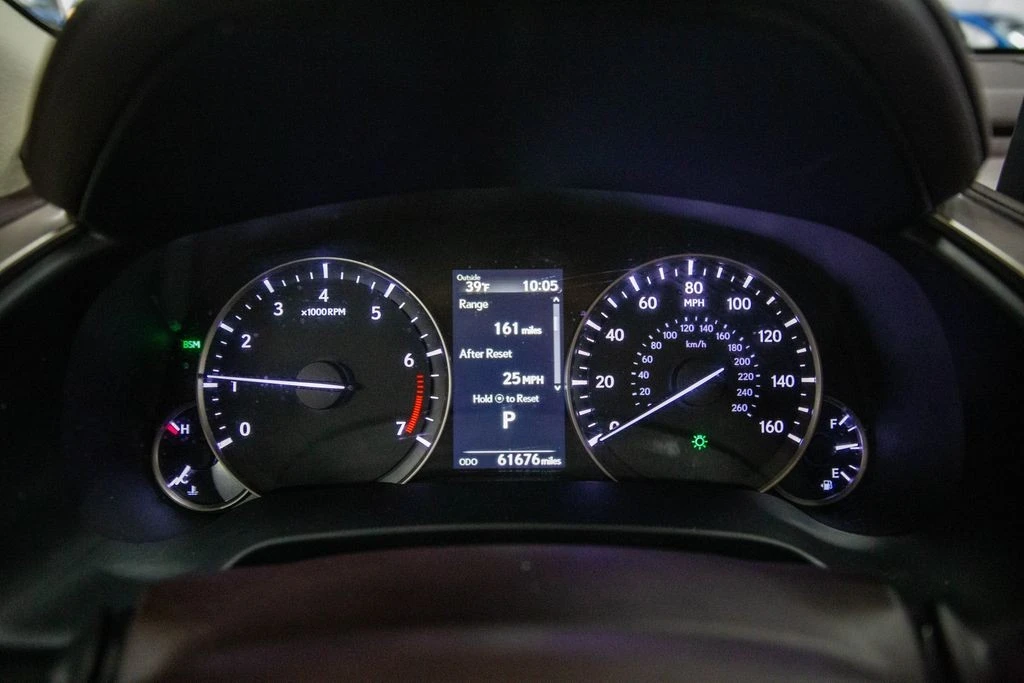2020 Lexus RX 4th Gen - Image 5 of 9