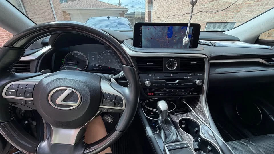 2020 Lexus RX 4th Gen - Image 9 of 16
