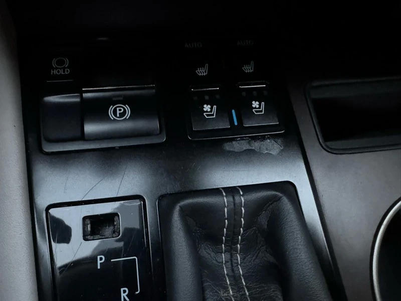 2020 Lexus RX 4th Gen - Image 13 of 21