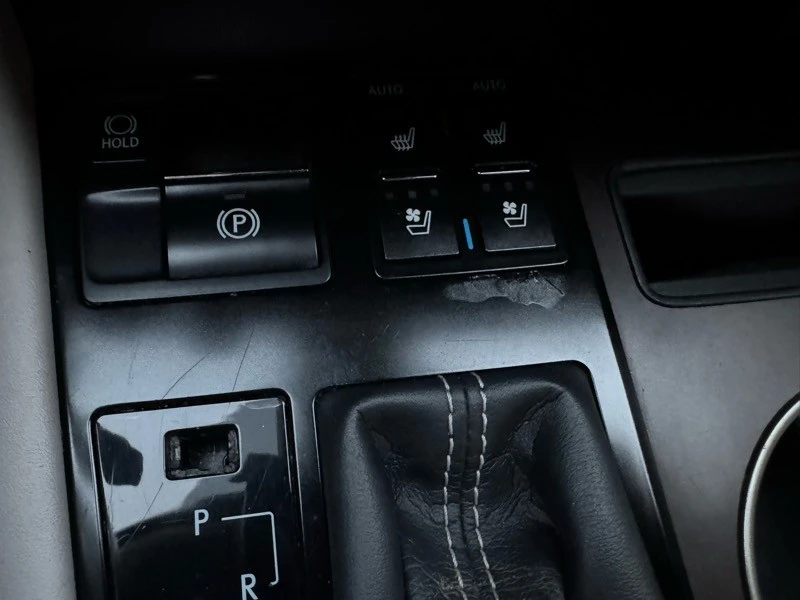 2020 Lexus RX 4th Gen - Image 13 of 21