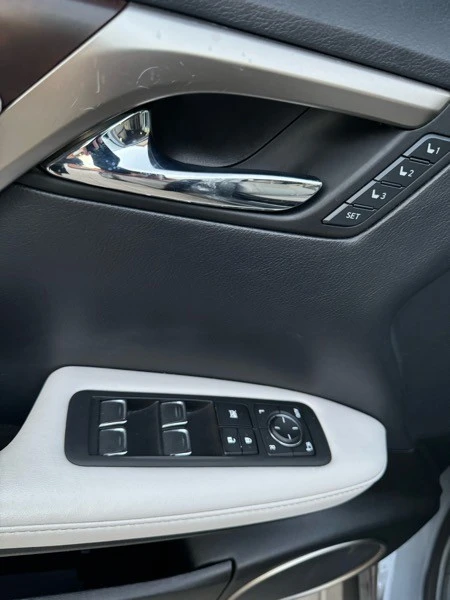 2020 Lexus RX 4th Gen - Image 17 of 21