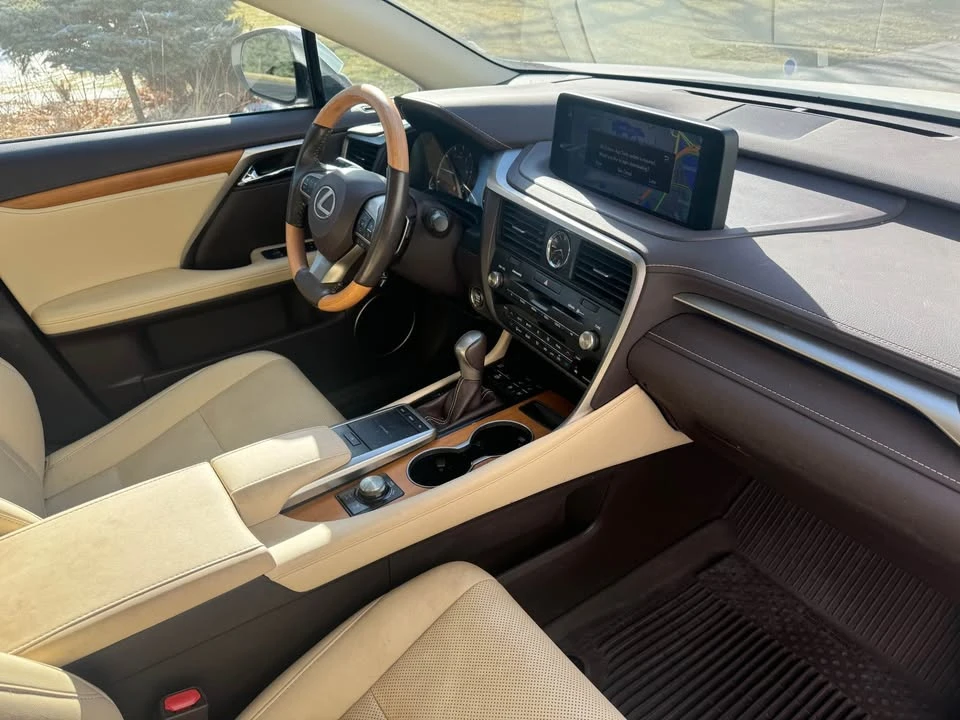 2020 Lexus RX 4th Gen - Image 11 of 20
