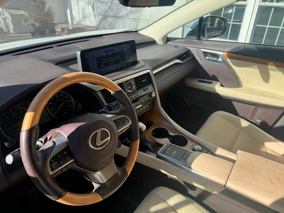 2020 Lexus RX 4th Gen - Image 8 of 20