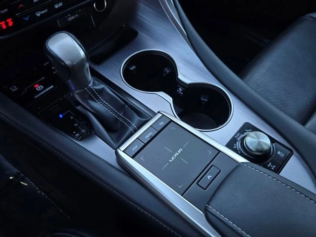 2020 Lexus RX 4th Gen - Image 17 of 21