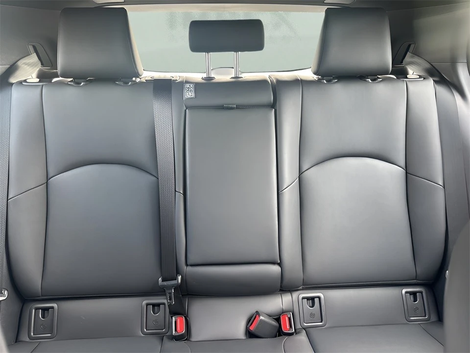 2020 Lexus - Image 11 of 12