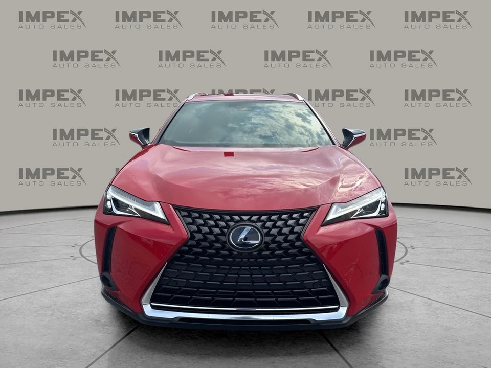2020 Lexus - Image 8 of 12