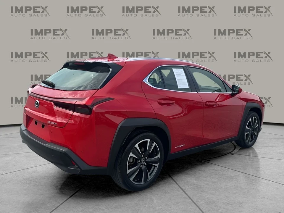 2020 Lexus - Image 5 of 12