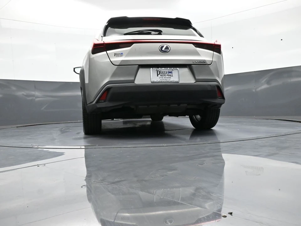 2020 Lexus - Image 31 of 31
