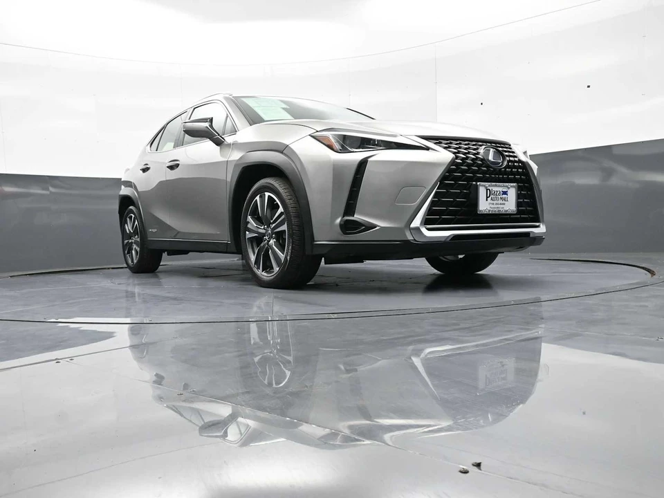 2020 Lexus - Image 27 of 31