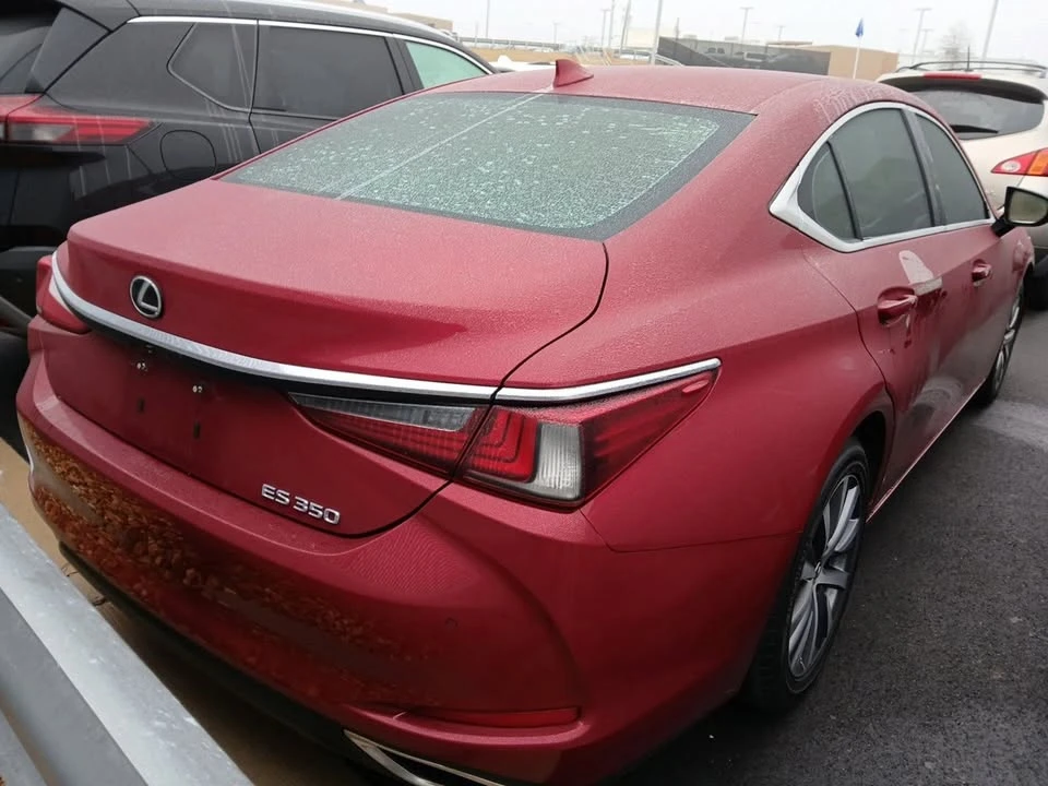 2020 Lexus ES 7th Gen - Image 4 of 11