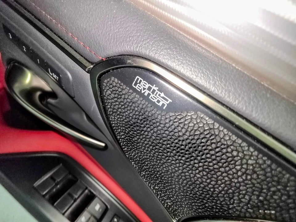 2020 Lexus ES 7th Gen - Image 7 of 10