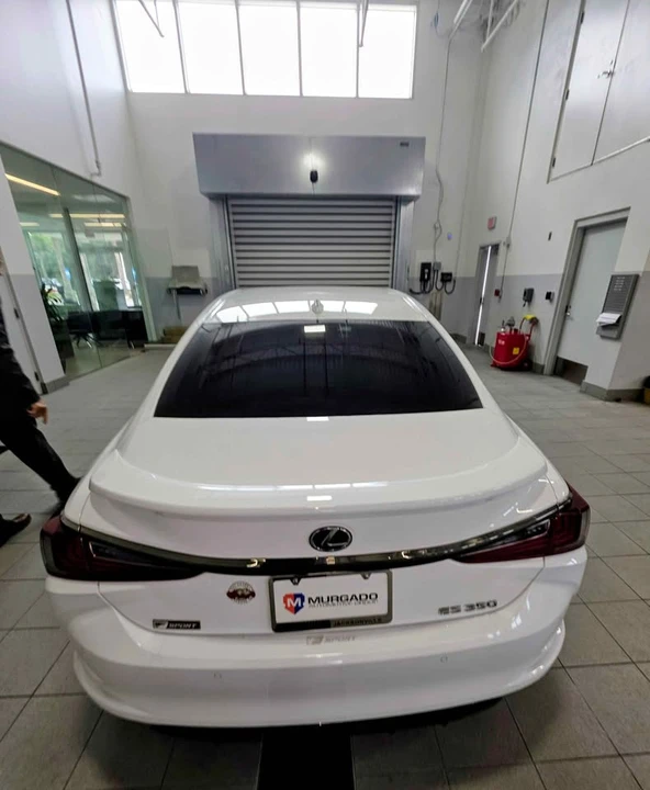 2020 Lexus ES 7th Gen - Image 4 of 10
