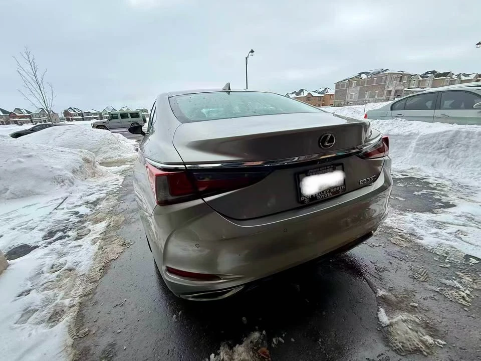 2020 Lexus ES 7th Gen - Image 4 of 11
