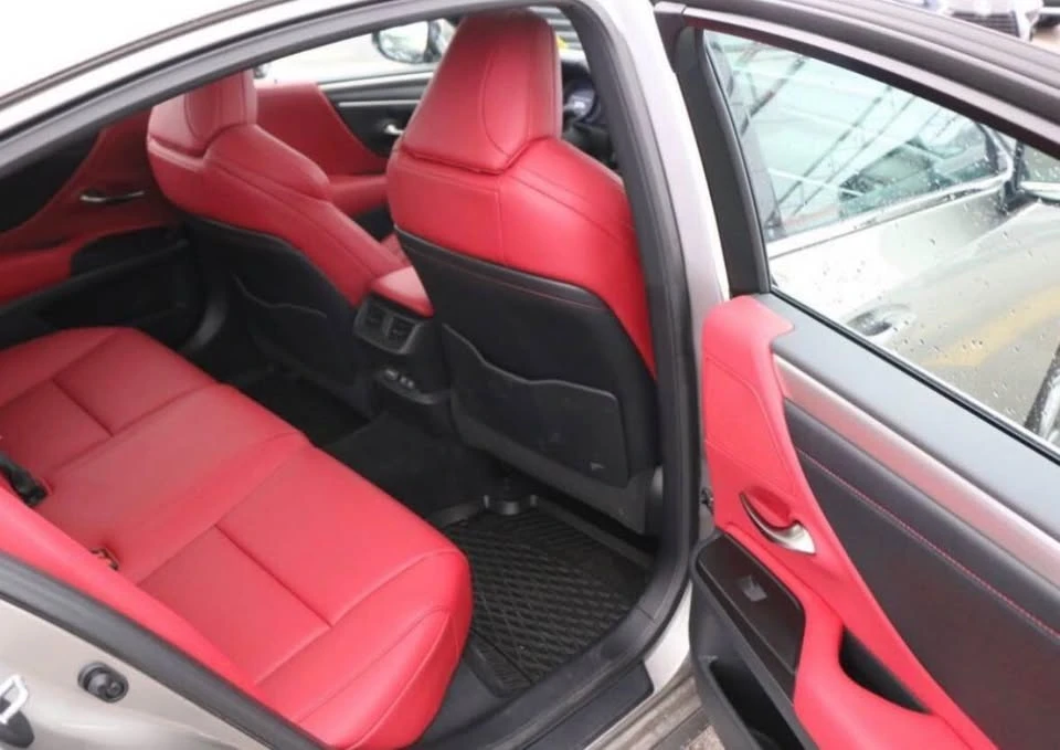 2020 Lexus ES 7th Gen - Image 7 of 8