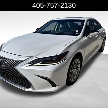 2020 Lexus ES 300h Ultra Luxury