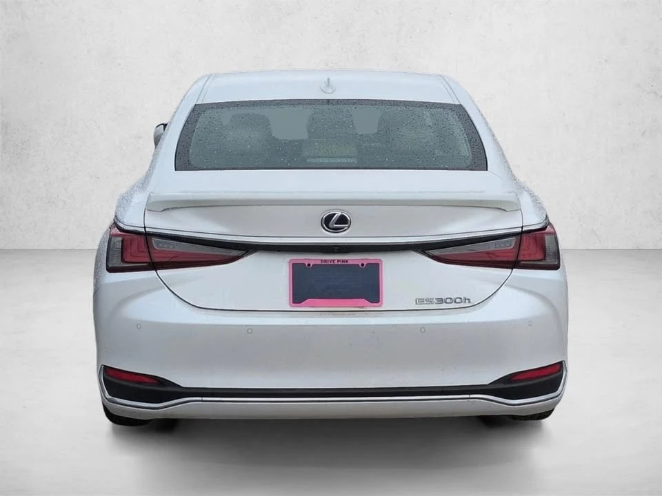 2020 Lexus ES 7th Gen - Image 4 of 12
