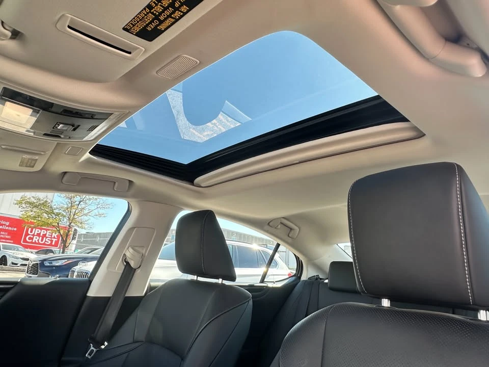 2020 Lexus ES 7th Gen - Image 13 of 15