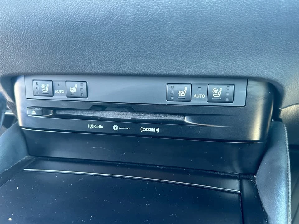 2020 Lexus ES 7th Gen - Image 10 of 15