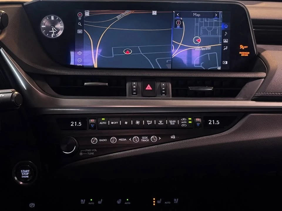 2020 Lexus ES 7th Gen - Image 10 of 15