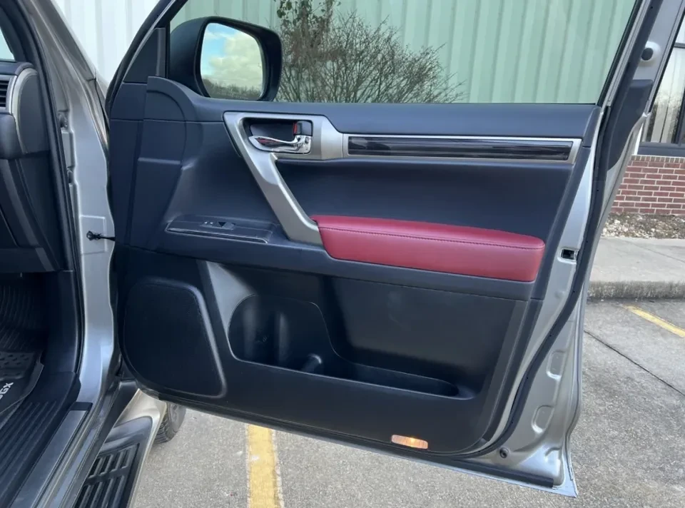 2020 Lexus GX 2nd Gen - Image 19 of 20